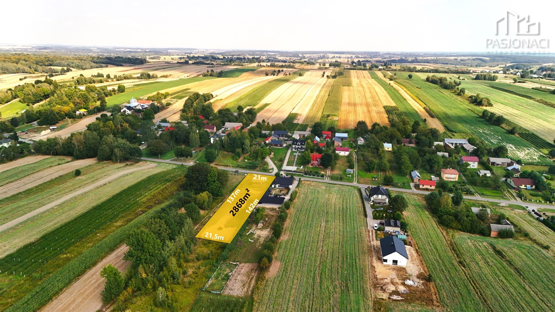 Działka na sprzedaż