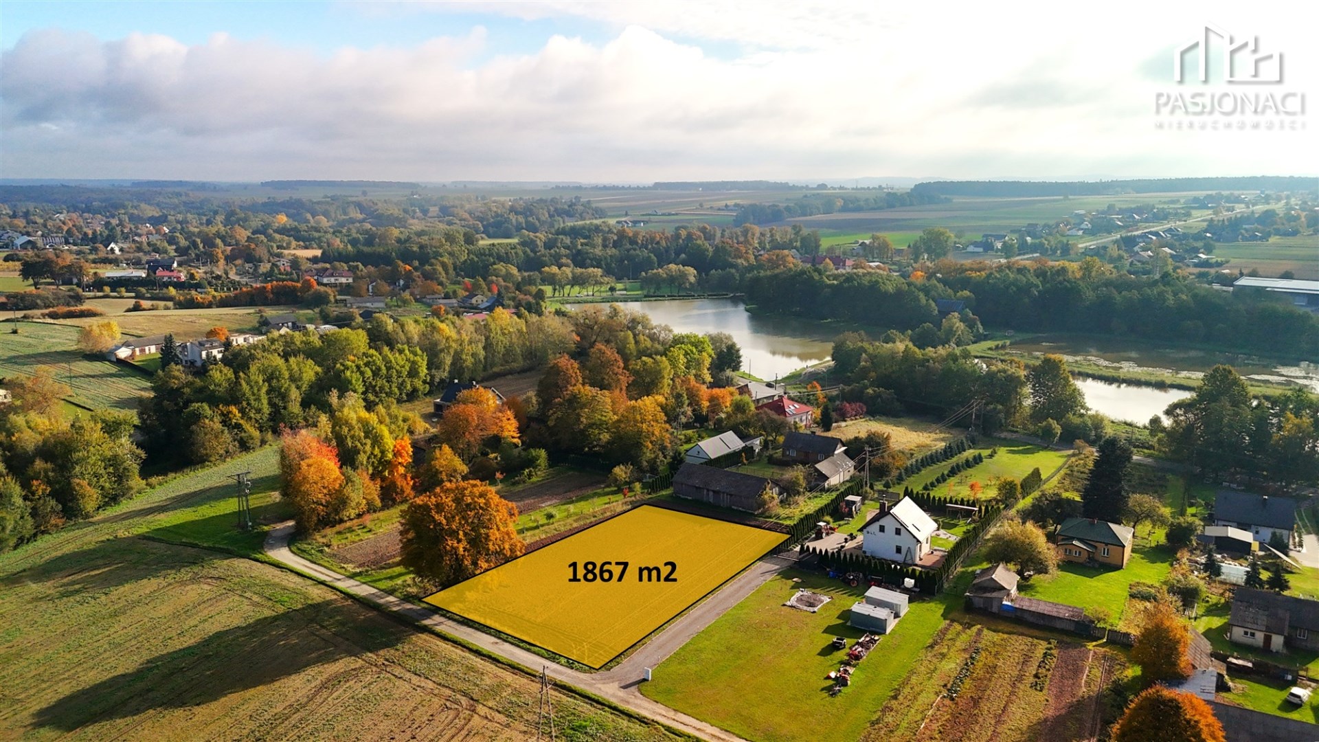 Działka na sprzedaż