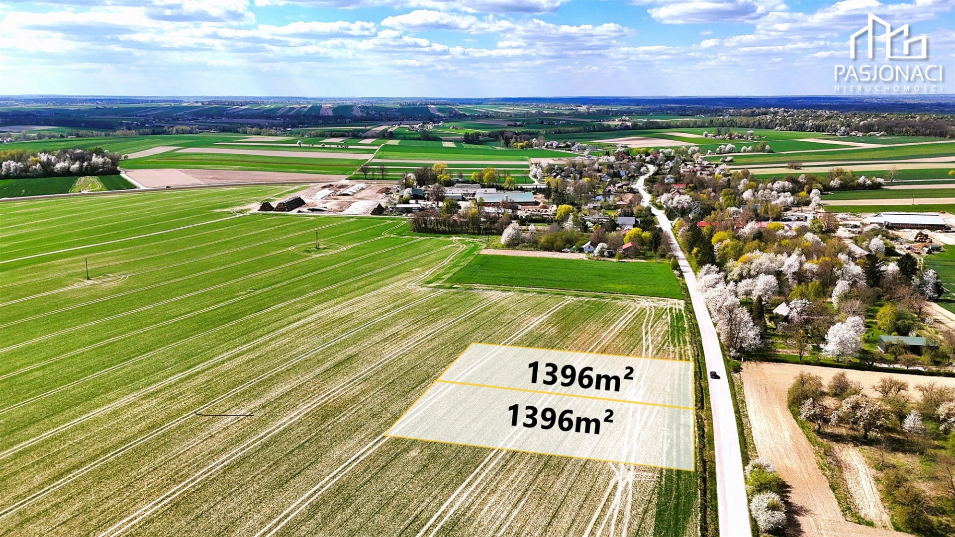 Działka na sprzedaż