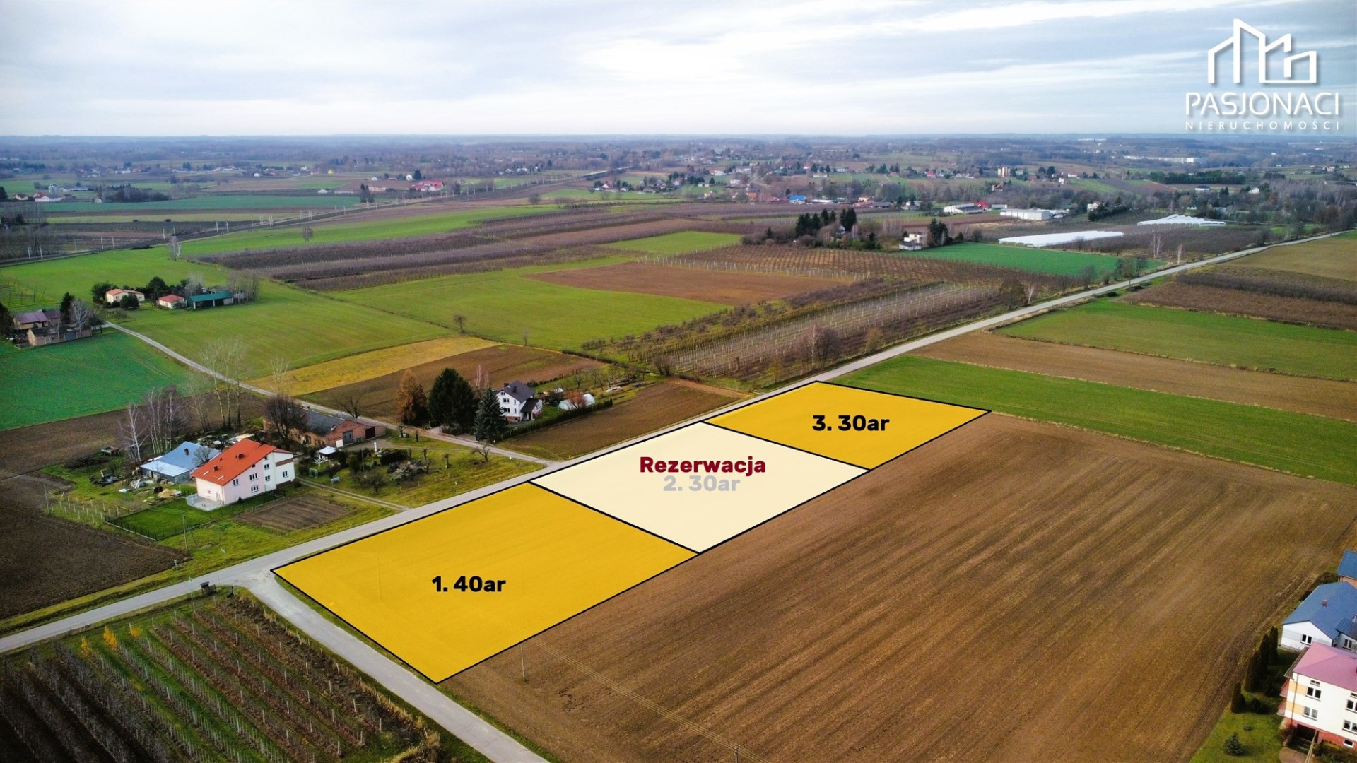 Działka na sprzedaż