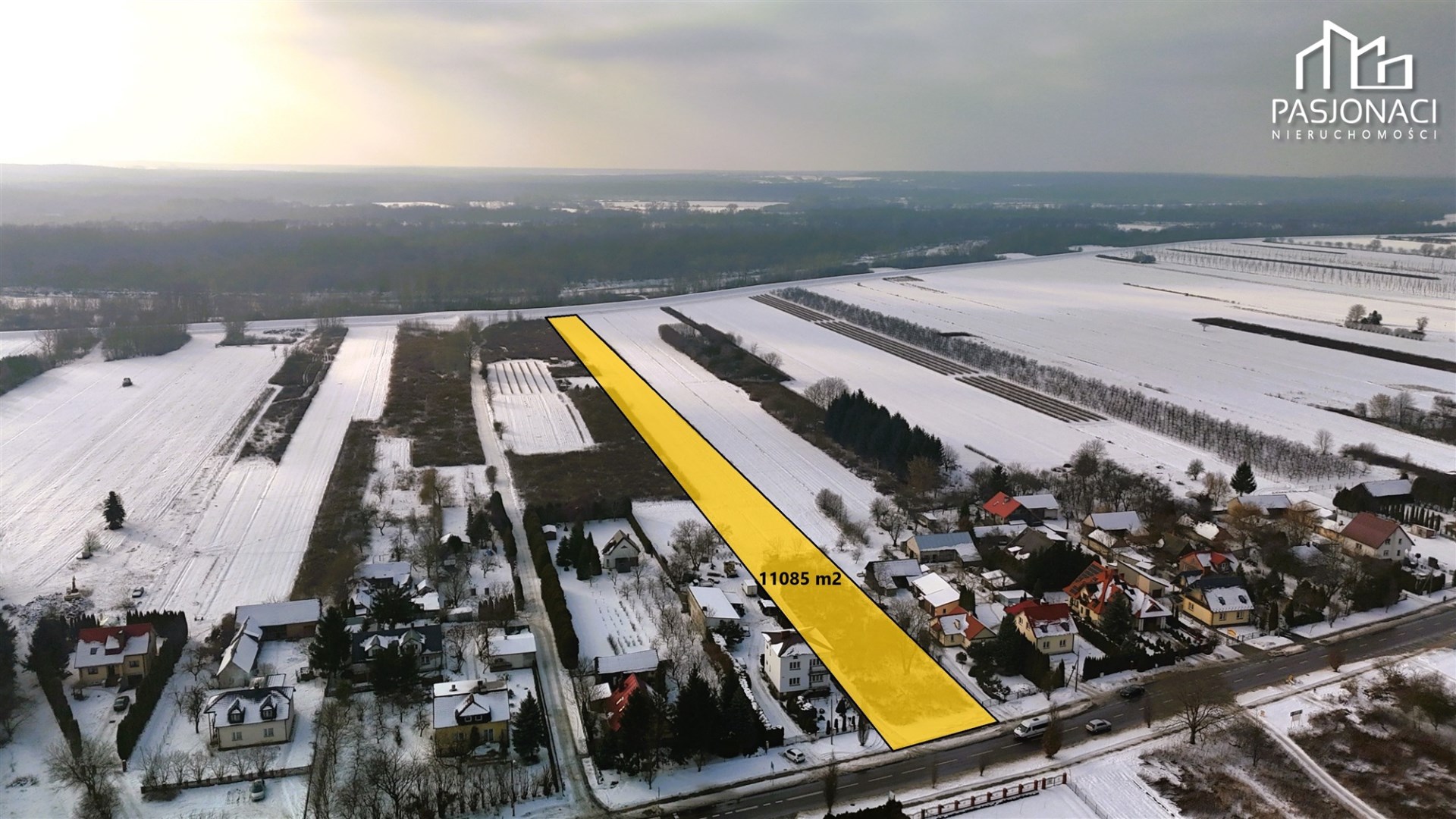 Działka na sprzedaż