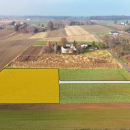 Działka na sprzedaż