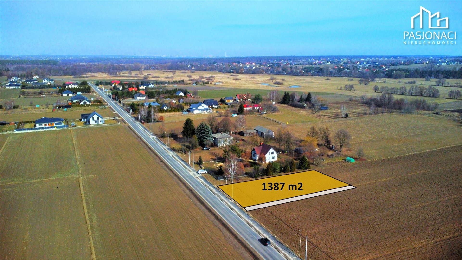 Działka na sprzedaż