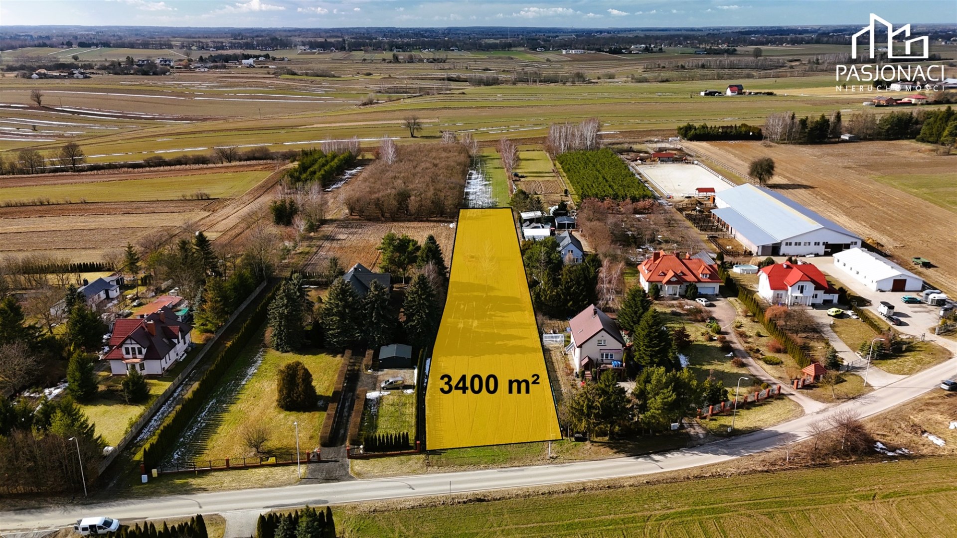 Działka na sprzedaż