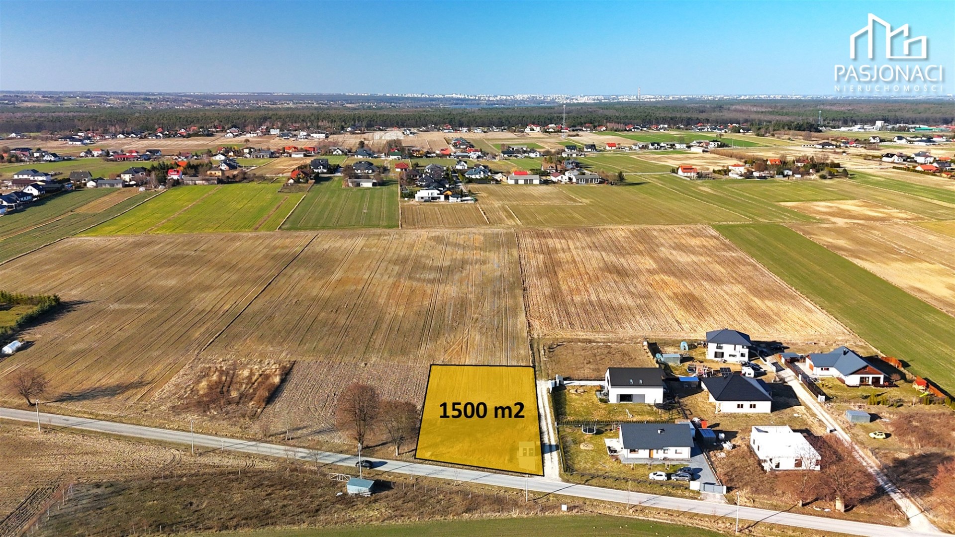 Działka na sprzedaż