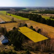 Działka na sprzedaż