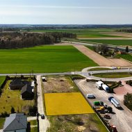 Działka na sprzedaż