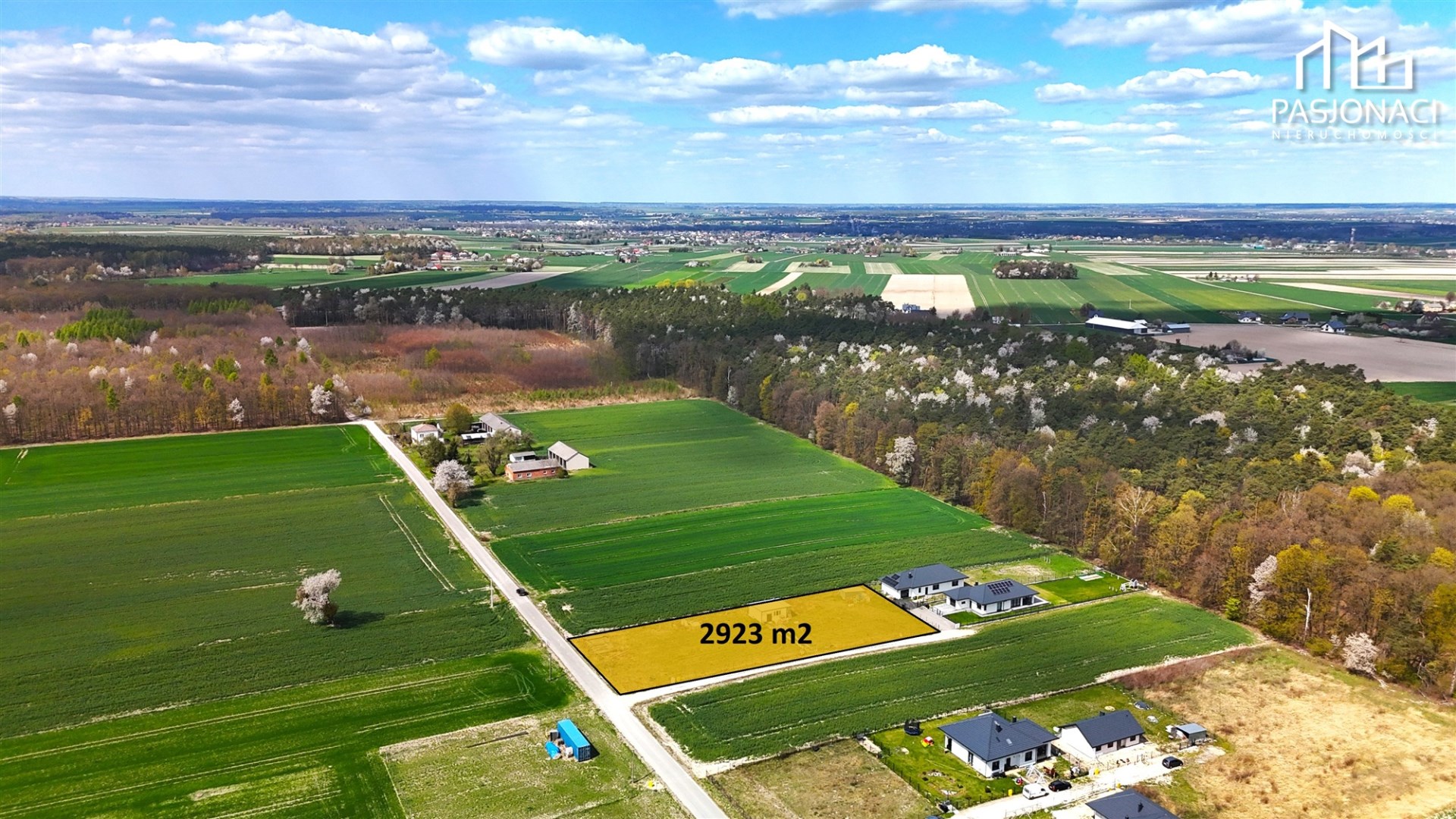 Działka na sprzedaż