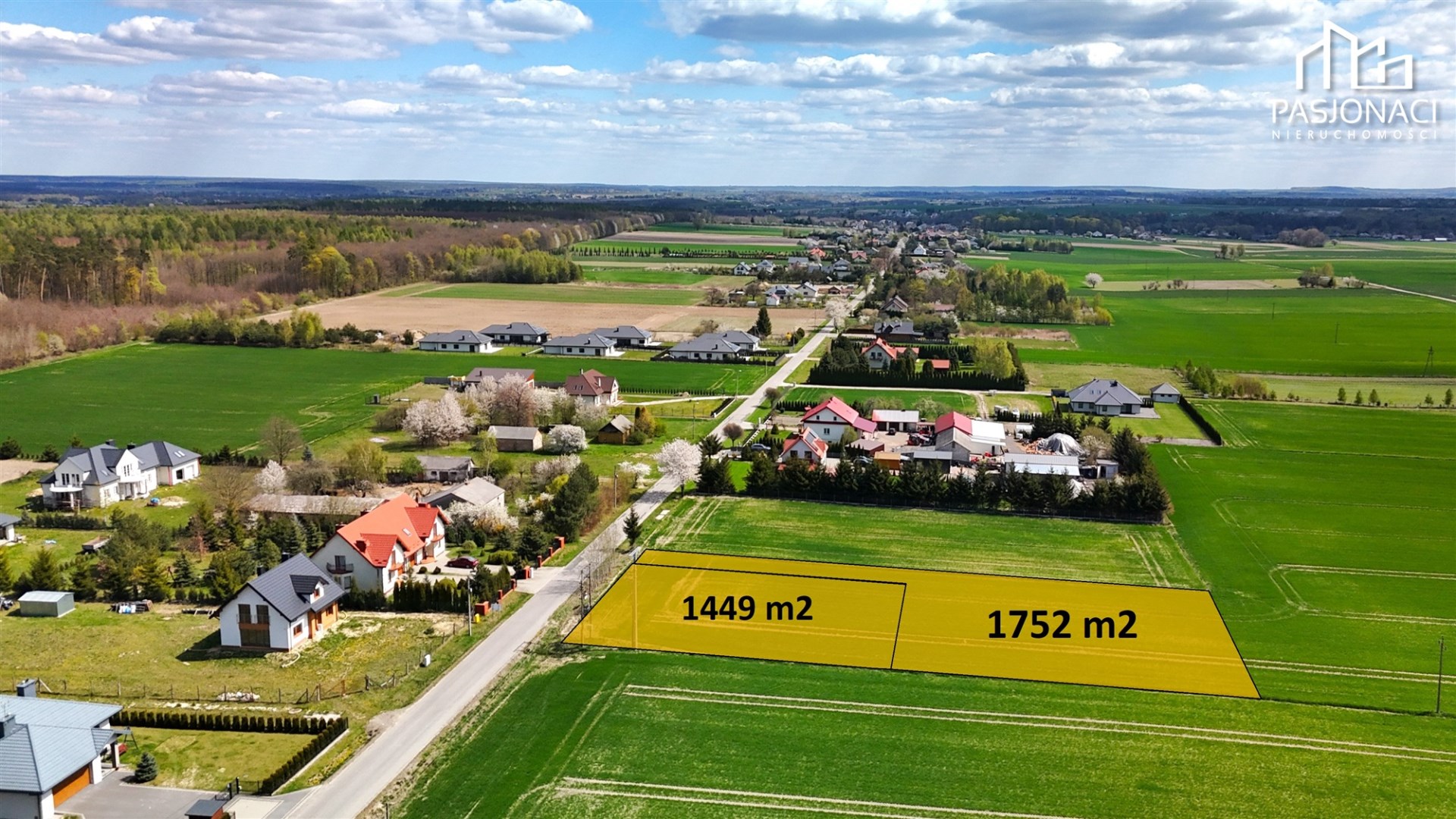 Działka na sprzedaż