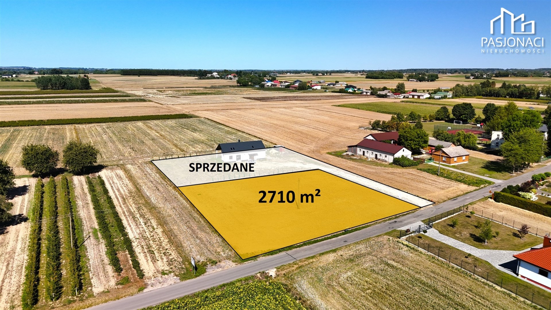 Działka na sprzedaż