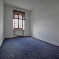 Lokal na sprzedaż